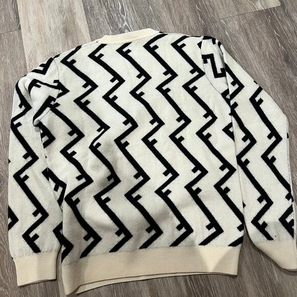 Fendi Geometric Monogram Off- White Black Wool Sweater IT 48 - Picture 2 of 9